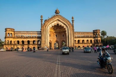Rumi Darwaza